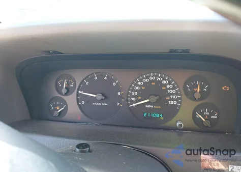 2004 Jeep Grand Cherokee Laredo from USA, damaged, VIN 1J4GW48S44C406064